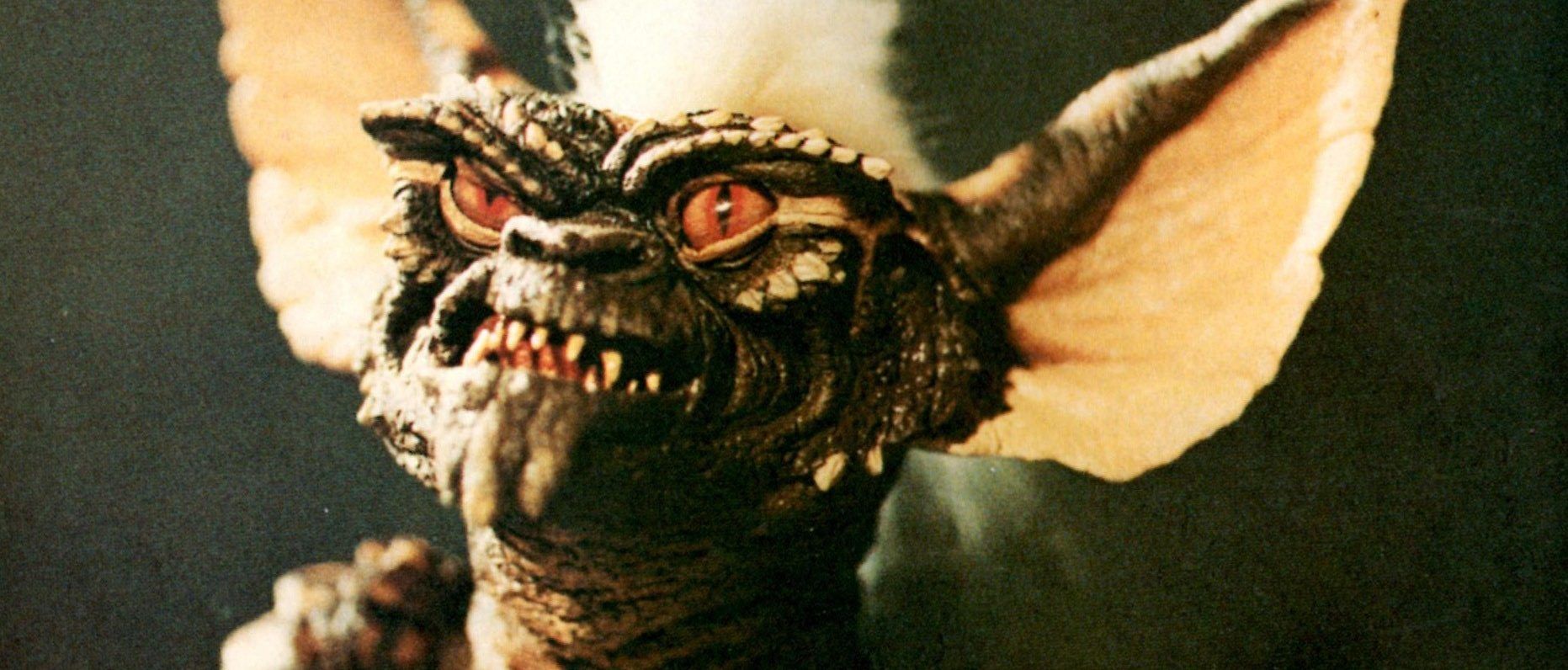 Gremlins Was Originally A Gory R-Rated Movie (& Why It Was Changed)