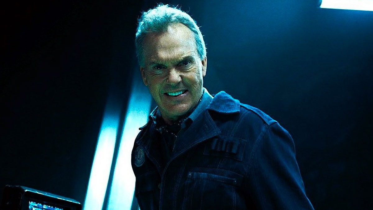 First Look At Michael Keaton's Bruce Wayne In The Flash Revealed