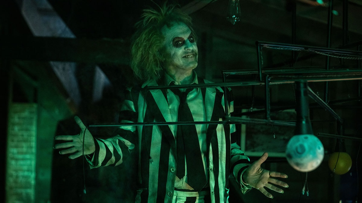 beetlejuice-beetlejuice-review-3