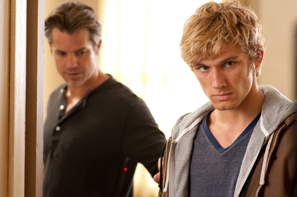 Timothy Olyphant and Alex Pettyfer in I Am Number Four